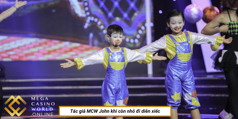 John khi còn nhỏ học diễn xiếc chuyên nghiệp